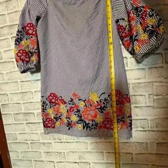 Anthropologie  Romeo & Juliet‎ Couture Embroidered Off Shoulder Dress Sz. Small - Picture 8 of 11